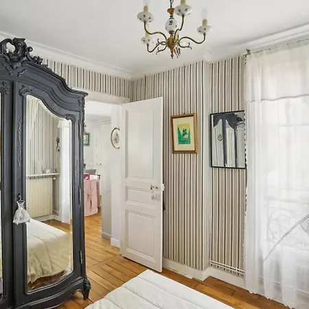 L'atelier Du Peintre - Grand Triplex Parisien Apartment